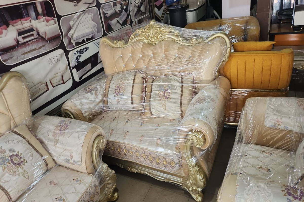 Majestic Palace Sofa Chair
